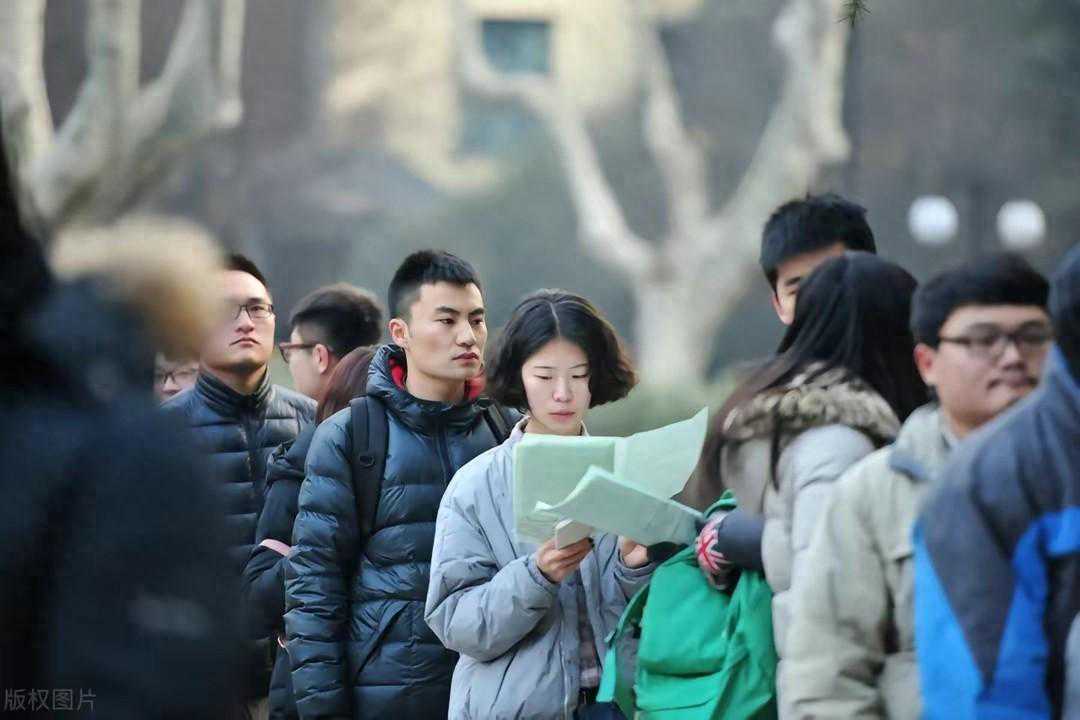 成为研究生的几种途径，大学生应尽早了解，光是保研就有三种！