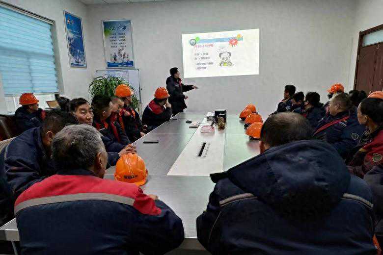 【“三抓三促”行动进行时】高台县人社局：送培进企业 助企零距离