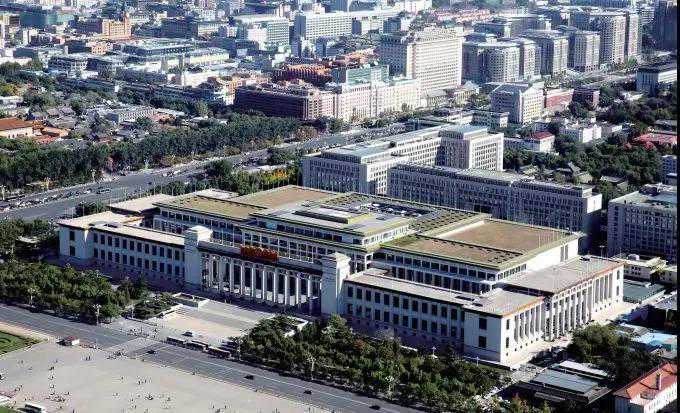 脱下戎装的这支铁军，用35年激荡拼搏诠释：军威仍在，军魂依旧！