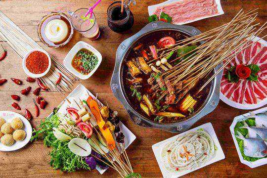 袁记串串香，串起世界的中国美食名片