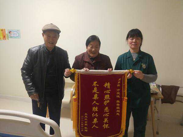 优梵艺术、阪织屋和欧莱雅等品牌商为什么要砍掉原有的电商部门？