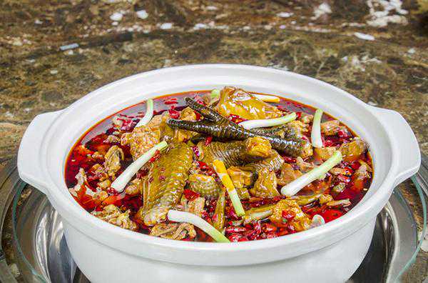 重庆特产传说(54) | 烧鸡公，江湖菜中的“战斗鸡”