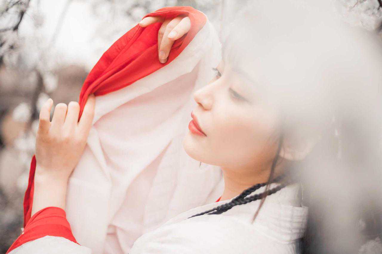 小说：心爱的女人成了嫂子，二十年来他度日如年。