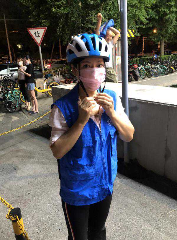 从月入五万的创业者到代驾司机，她被问了N次“女司机，你行吗？”